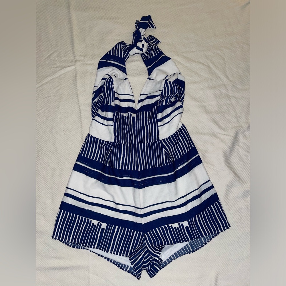 NWT Lulus Delphi Romper Playsuit Blue White Striped Tie Front Strapless Size L - Picture 6 of 9